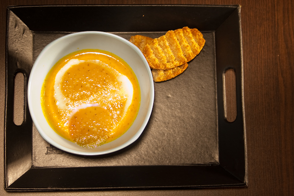 Karottensuppe geröstet mit Kokosmilch – Cremiges Rezept