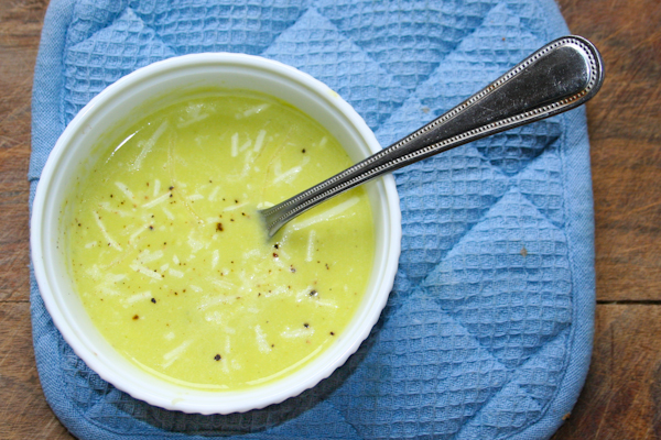 Zucchini-Lauch Suppe mit Kaese (1 von 1)