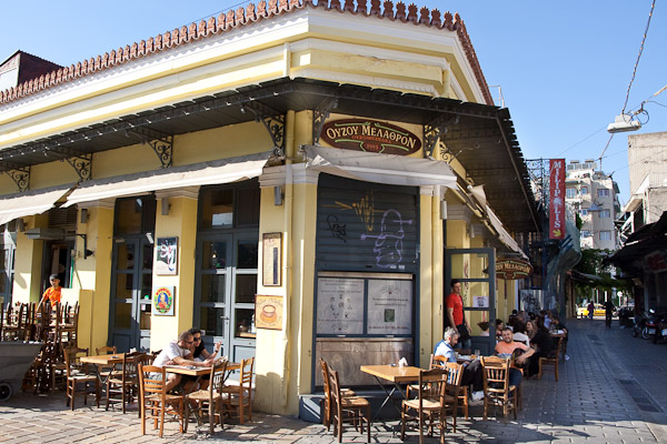 Sonntags in Monastiraki – Ouzou Melathron