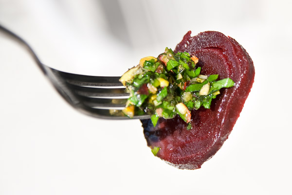 Rote Beete Salat mit Pistazien Dressing