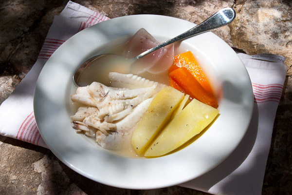 einfache Fischsuppe