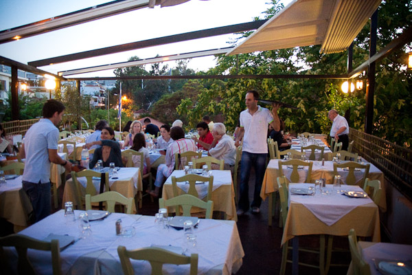 Unterwegs in Athen – Ep Avli – Επ‘ αυλή