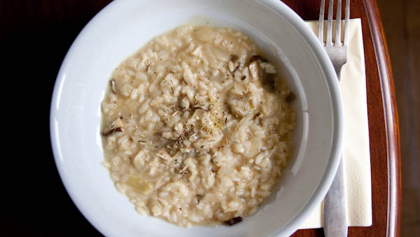 Risotto mit getrockneten Steinpilzen – Risotto con porcini secchi