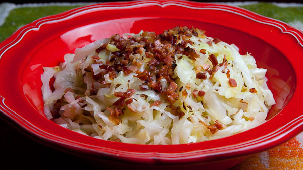 Warmer Krautsalat mit Speck