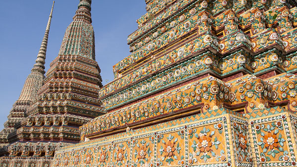 Liegender Buddah-3