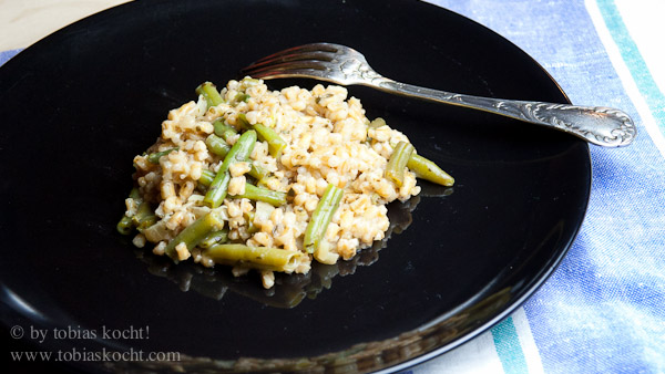 Dinkel-Kräuter Risotto mit grünen Bohnen