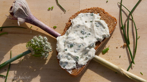 Schnittlauch-Zwiebel Aufstrich